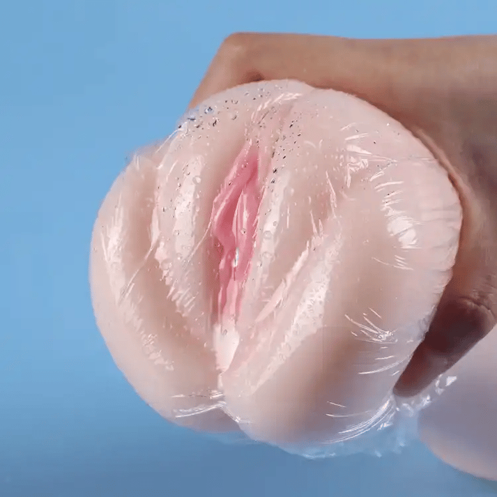 AeroPulse Realistic Sleeve with Vacuum Suction